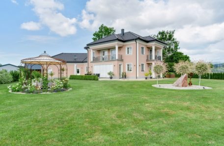 Einfamilienhaus Außenanlage Immobilien-Fotografie Außenanlage Einfamilienhaus